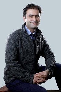 Dr. Aman Ahuja