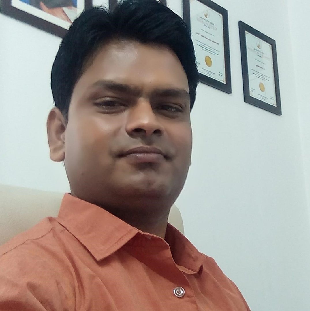 Dr. Sunil Tomar