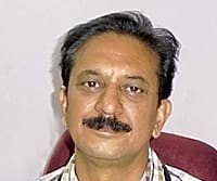 Dr. Rajiv Agarwal