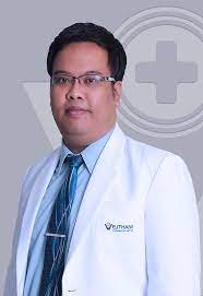 Dr. Prakasit Chanasit