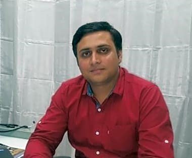 Dr. Danish (Physiotherapist)