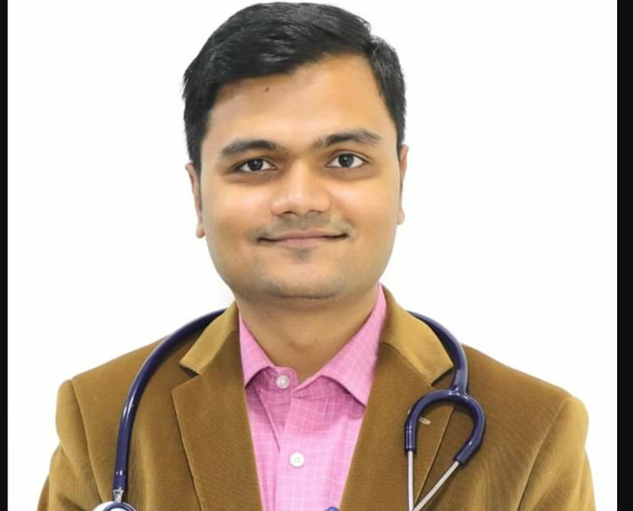 Dr. Advait Kulkarni