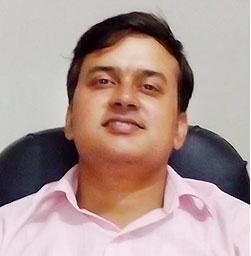 Dr. Sumit Rastogi