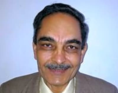 Dr. Harinder Gill