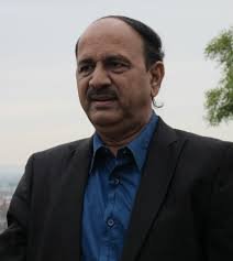 Dr. Suresh Talwar