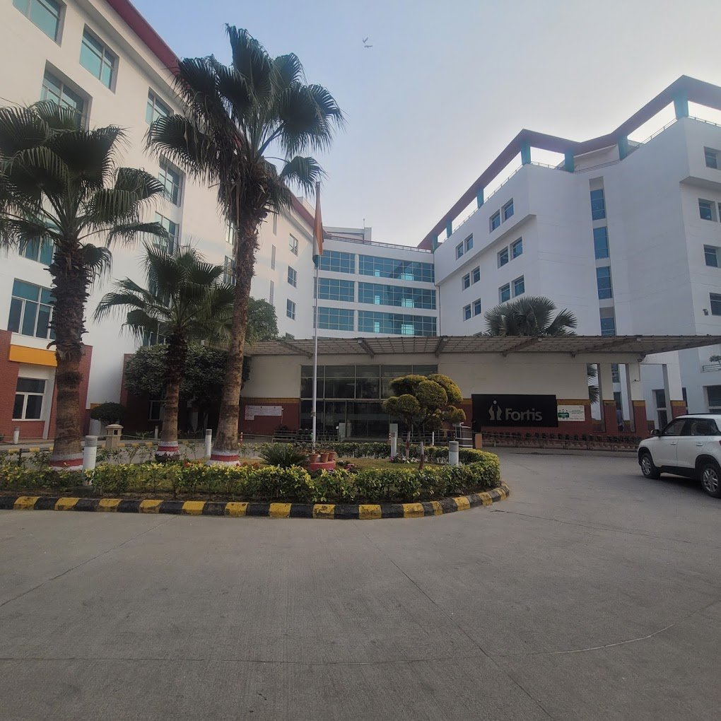 Fortis Hospital's Images