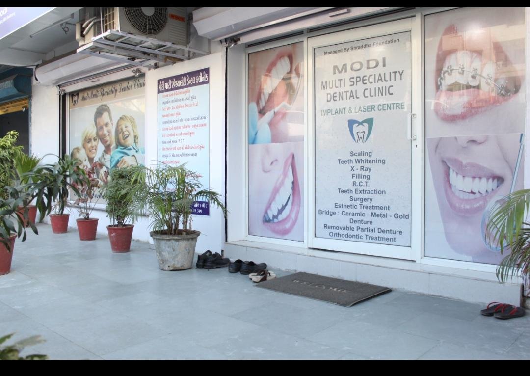 Modi Multi Speciality Dental Clinic's Images