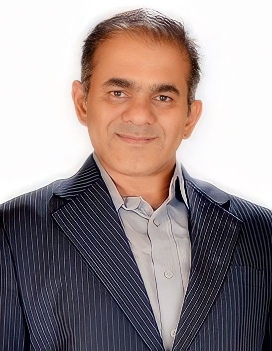 Vivek  Mantri