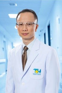 Dr. Somyot Wunnasinthop