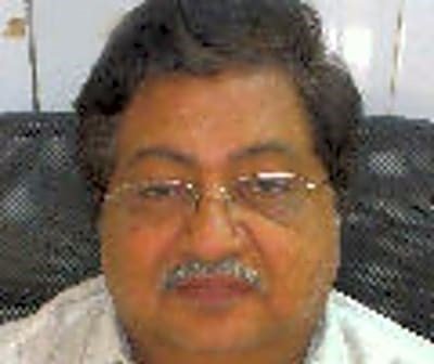 Dr. Hasmukh Mehta