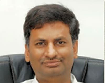 Dr. Ravi K