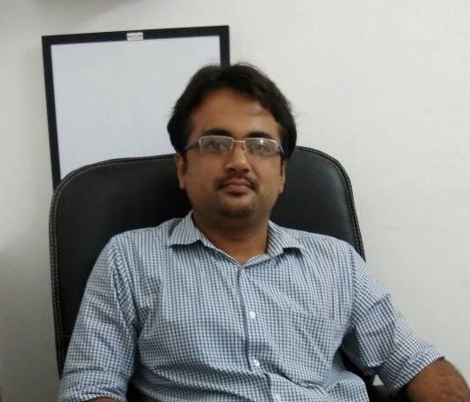 Dr. Sachin Manocha